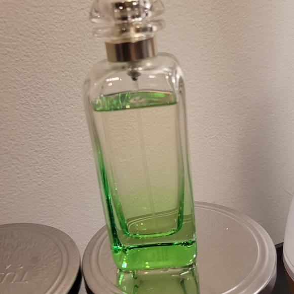 LAST CHANCE!!!Hermès Un Jardin Sur Le Toit Green Perfume Bottle - Picture 2 of 4